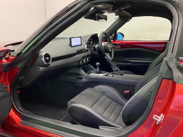 ロードスター ＲＳ　純正ＭＴ　ワンオーナー　禁煙車　フロントブレーキ／Ｂｒｅｍｂｏ社製対向４ピストンキャリパー　ＲＡＹＳ社製鍛造アルミホイール　純正ＯＰアンダースカート（フロント・サイド・リア）　純正ＯＰリアスポイラー（10枚目）