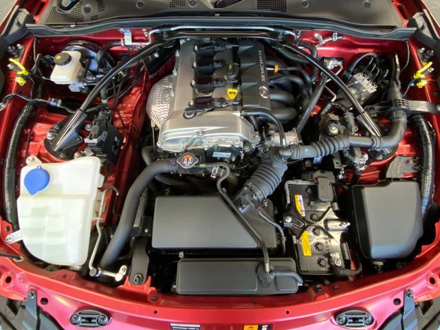 ロードスター ＲＳ　純正ＭＴ　ワンオーナー　禁煙車　フロントブレーキ／Ｂｒｅｍｂｏ社製対向４ピストンキャリパー　ＲＡＹＳ社製鍛造アルミホイール　純正ＯＰアンダースカート（フロント・サイド・リア）　純正ＯＰリアスポイラー（18枚目）