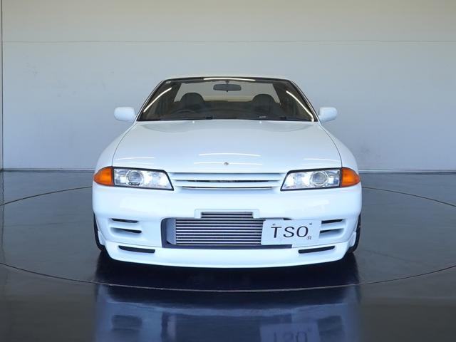 スカイライン ＧＴ－Ｒ　ワンオーナー　ＮＩＳＭＯシートカバー　ＨＫＳシングルタービン５１Ｒ　ＢＢＳホイール　東名パワード製フロントスポイラー（3枚目）