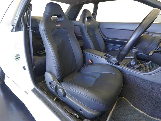 スカイライン ＧＴ－Ｒ　ワンオーナー　ＮＩＳＭＯシートカバー　ＨＫＳシングルタービン５１Ｒ　ＢＢＳホイール　東名パワード製フロントスポイラー（8枚目）