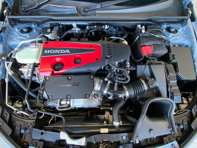 シビック タイプR 純正MT ワンオーナー 禁煙車 純正フロアマット タイプR専用Fグリル タイプR専用エアロダイナミクスカラードバンパー タイプR専用リアスポイラー Brembo製フロントアルミ対向4ポットキャリパー(17枚目)