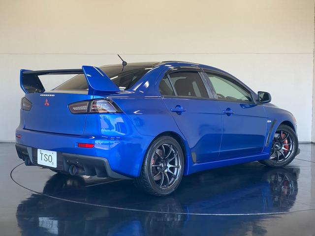 ＦＵＪＩＴＳＵＢＯマフラー　ＣＯＬＴ　ＳＰＥＥＤローダウンスプリング　ＡＤＶＡＮアルミホイール　ＴＲＵＳＴフロントスカート　純正フロアマット　ＥＴＣ　ｂｒｅｍｂｏブレーキキャリパー　ＲＥＣＡＲＯシート