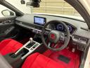 シビック タイプＲ　純正ＭＴ　禁煙車　オートプロデュースボスＥＣＵ　無限ドアハンドルプロテクター　無限スカッフプレート　ＳＰＯＯＮエアクリーナー　コムテックドライブレコーダー　社外マフラーカッター　社外フロアマット（4枚目）