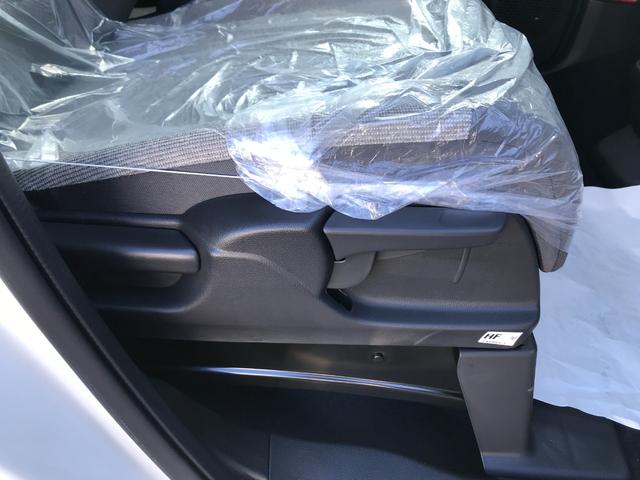Ｎ－ＢＯＸ ベースグレード　届出済未使用車　助手席側パワースライドドア　オートエアコン　ロールサンシェード　キーフリーシステム　プッシュスタート　チップアップシート　リアシートスライド機能　リアシート分割格納シート（18枚目）