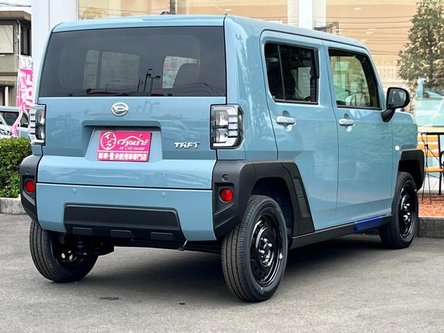 タフト Ｘ　届出済未使用車／スマートアシスト／ＬＥＤヘッドライト／バックカメラ／コーナーセンサー／電動パーキング／オートブレーキホールド／衝突被害軽減ブレーキオートエアコン／スマートキー／プッシュスタート／（2枚目）