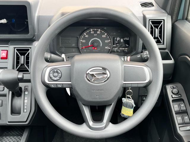 タフト Ｘ　届出済未使用車／スマートアシスト／ＬＥＤヘッドライト／バックカメラ／コーナーセンサー／電動パーキング／オートブレーキホールド／衝突被害軽減ブレーキオートエアコン／スマートキー／プッシュスタート／（7枚目）