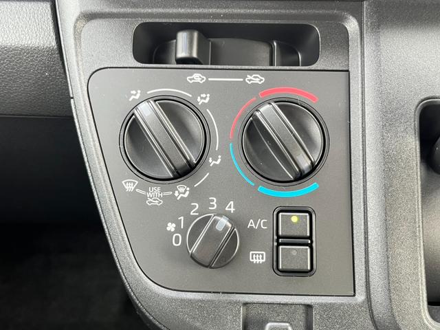 ムーヴ Ｌ　届出済未使用車／ＬＥＤヘッドライト／両側スライドドア／キーレス／衝突被害軽減ブレーキ／コーナーセンサー／バックカメラ／オートライト／アイドリングストップ／電動格納ミラー／オートハイビーム／車線逸脱警報（16枚目）