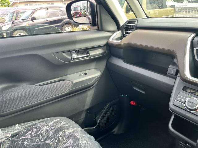 ムーヴ Ｇ　届出済未使用車／ＬＥＤヘッドライト／片側パワースライドドア／電動パーキングブレーキ／衝突被害軽減ブレーキ／コーナーセンサー／オートライト／オートエアコン／アイドリングストップ／純正アルミホイール／（24枚目）