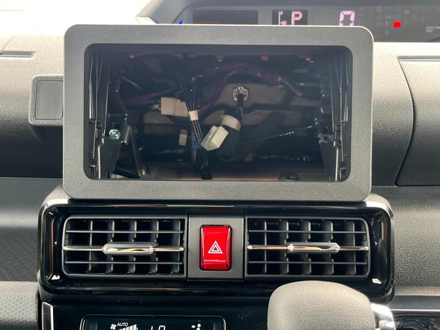 タント カスタムＸ　届出済未使用車／ＬＥＤヘッドライト／両側パワースライドドア／バックカメラ／衝突被害軽減ブレーキ／コーナーセンサー／オートエアコン／シートヒーター／電動パーキングブレーキ／オートホールドブレーキ／（8枚目）