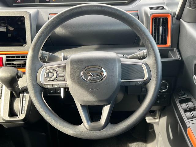 タント ファンクロス　届出済未使用車／ＬＥＤヘッドライト／両側パワースライドドア／バックカメラ／衝突被害軽減ブレーキ／コーナーセンサー／オートエアコン／シートヒーター／電動パーキングブレーキ／オートホールドブレーキ／（9枚目）