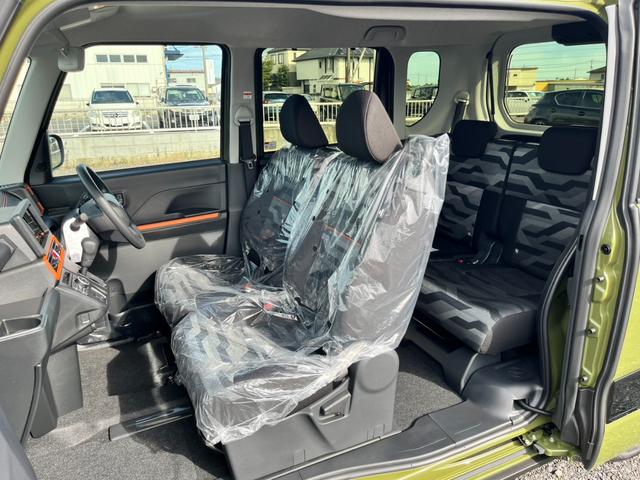 タント ファンクロス　届出済未使用車／ＬＥＤヘッドライト／両側パワースライドドア／バックカメラ／衝突被害軽減ブレーキ／コーナーセンサー／オートエアコン／シートヒーター／電動パーキングブレーキ／オートホールドブレーキ／（35枚目）