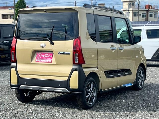 タント ファンクロス　届出済未使用車／ＬＥＤヘッドライト／両側パワースライドドア／バックカメラ／衝突被害軽減ブレーキ／コーナーセンサー／オートエアコン／シートヒーター／電動パーキングブレーキ／オートホールドブレーキ／（2枚目）