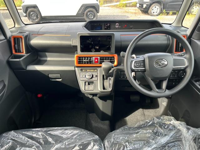タント ファンクロス　届出済未使用車／ＬＥＤヘッドライト／両側パワースライドドア／バックカメラ／衝突被害軽減ブレーキ／コーナーセンサー／オートエアコン／シートヒーター／電動パーキングブレーキ／オートホールドブレーキ／（5枚目）
