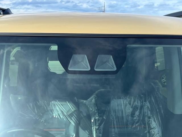 タント ファンクロス　届出済未使用車／ＬＥＤヘッドライト／両側パワースライドドア／バックカメラ／衝突被害軽減ブレーキ／コーナーセンサー／オートエアコン／シートヒーター／電動パーキングブレーキ／オートホールドブレーキ／（7枚目）