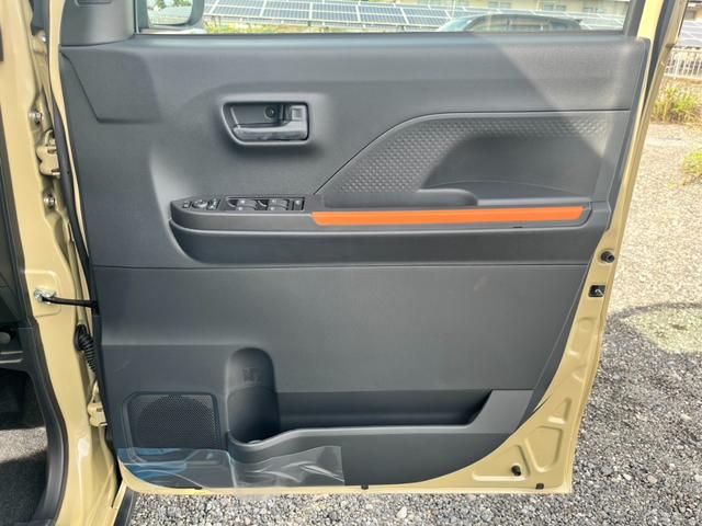 タント ファンクロス　届出済未使用車／ＬＥＤヘッドライト／両側パワースライドドア／バックカメラ／衝突被害軽減ブレーキ／コーナーセンサー／オートエアコン／シートヒーター／電動パーキングブレーキ／オートホールドブレーキ／（27枚目）