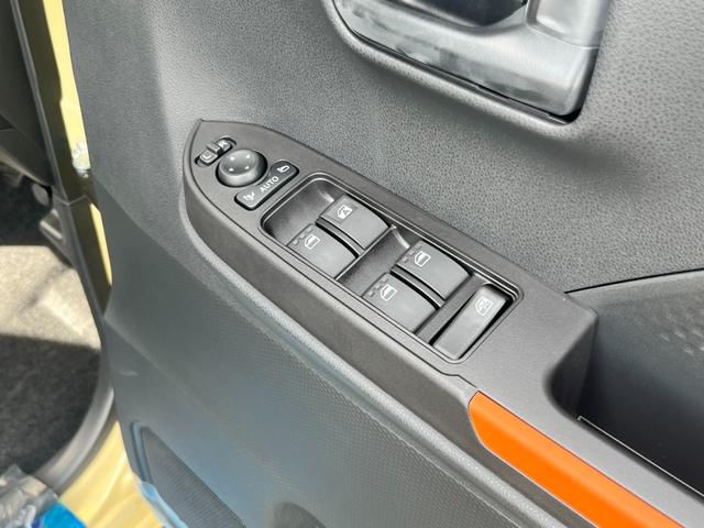 タント ファンクロス　届出済未使用車／ＬＥＤヘッドライト／両側パワースライドドア／バックカメラ／衝突被害軽減ブレーキ／コーナーセンサー／オートエアコン／シートヒーター／電動パーキングブレーキ／オートホールドブレーキ／（28枚目）