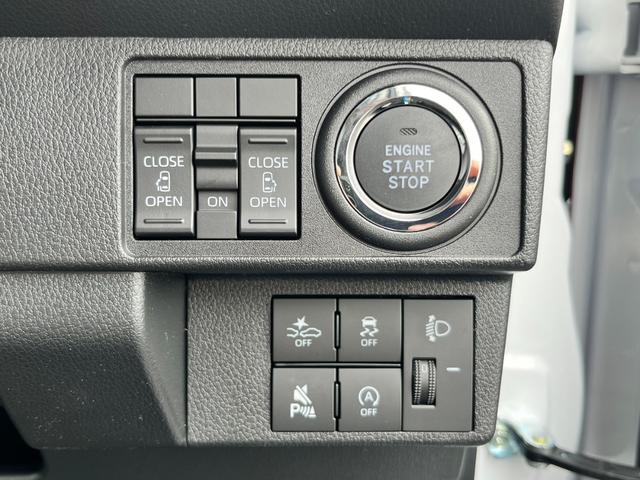 ムーヴキャンバス ストライプスＸ　届出済未使用車／両側パワースライドドア／衝突被害軽減ブレーキ／コーナーセンサー／スマートキー／プッシュスタート／オートエアコン／アイドリングストップ付き／オートライト／シートリフター／電動格納ミラー／（17枚目）