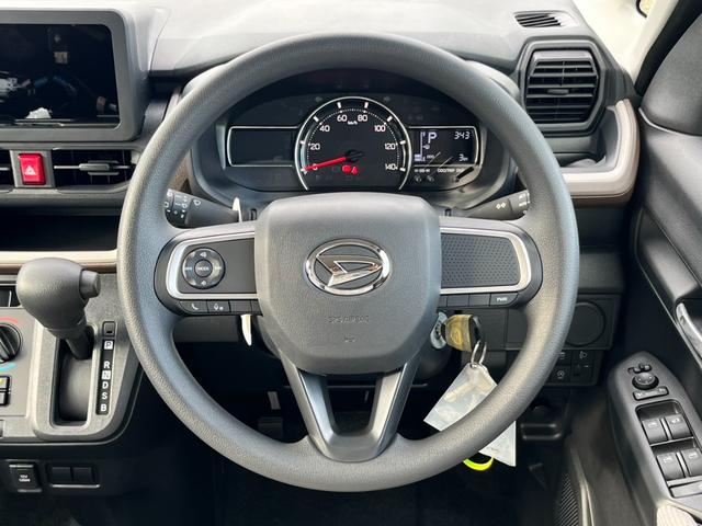 ムーヴ Ｌ　届出済未使用車／ＬＥＤヘッドライト／両側スライドドア／キーレス／衝突被害軽減ブレーキ／コーナーセンサー／バックカメラ／オートライト／アイドリングストップ／電動格納ミラー／オートハイビーム／車線逸脱警報（9枚目）