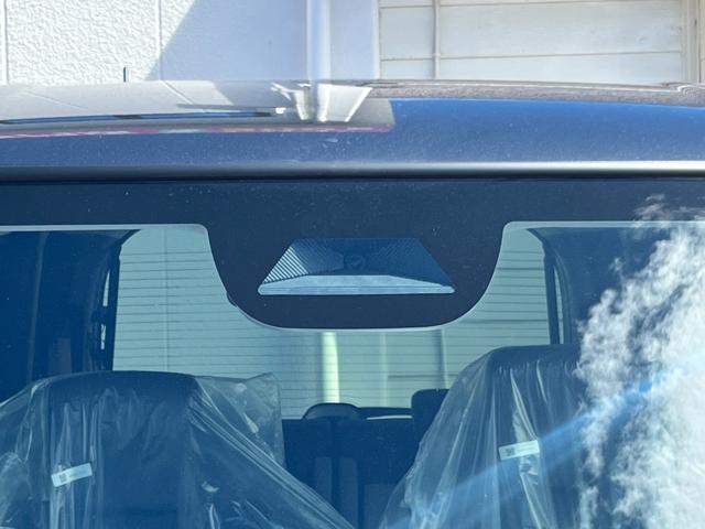 Ｎ－ＢＯＸ ベースグレード　届出済未使用車／ホンダセンシング／ＬＥＤヘッドライト／両側パワースライドドア／バックカメラ／衝突被害軽減ブレーキ／コーナーセンサー／電動パーキングブレーキ／オートブレーキホールド／ＡＣＣ／オートライト（5枚目）