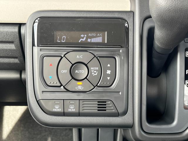 スペーシア ハイブリッドＧ　届出済未使用車／スズキセーフティサポート／ＬＥＤヘッドライト／オートライト／スマートキー／プッシュスタート／オートエアコン／アイドリングストップ／衝突被害軽減ブレーキ／コーナーセンサー／ステリモ付き／（12枚目）
