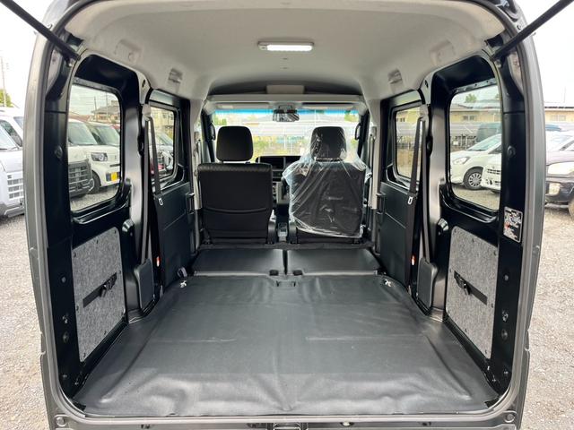 ハイゼットカーゴ クルーズ　届出済未使用車／スマートアシスト／スマートキー／プッシュスタート／オートライト／衝突被害軽減ブレーキ／コーナーセンサー／アイドリングストップ／オートハイビーム／（36枚目）