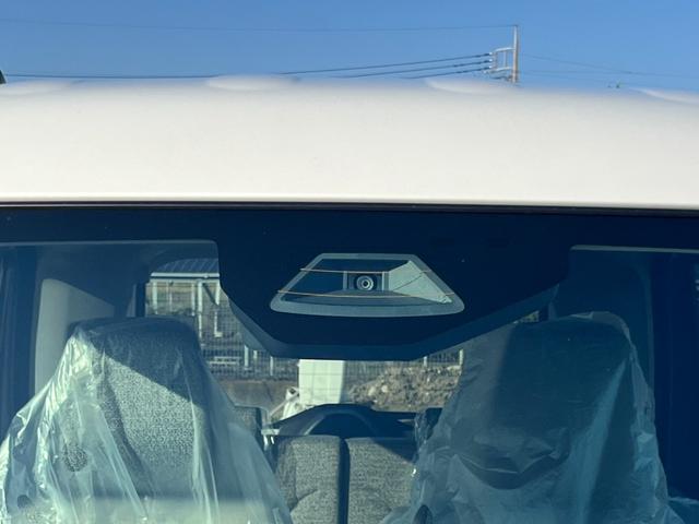 スペーシア ハイブリッドＧ　届出済未使用車／スズキセーフティサポート／ＬＥＤヘッドライト／オートライト／スマートキー／プッシュスタート／オートエアコン／アイドリングストップ／衝突被害軽減ブレーキ／コーナーセンサー／ステリモ付き／（7枚目）
