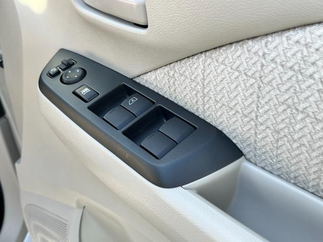 ｅＫワゴン Ｍ　バックカメラ／純正ＣＤオーディオ／オートライト／キーレス／衝突被害軽減ブレーキ／前後コーナーセンサー／ステアリングリモコン／アイドリングストップ／電動格納ミラー／シートリフター／ハロゲンヘッドライト（28枚目）