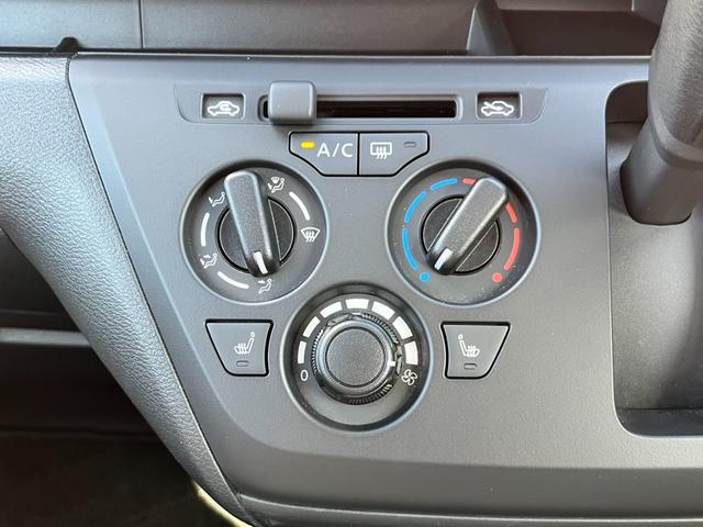 eKワゴン M バックカメラ/純正CDオーディオ/オートライト/キーレス/衝突被害軽減ブレーキ/前後コーナーセンサー/ステアリングリモコン/アイドリングストップ/電動格納ミラー/シートリフター/ハロゲンヘッドライト(15枚目)