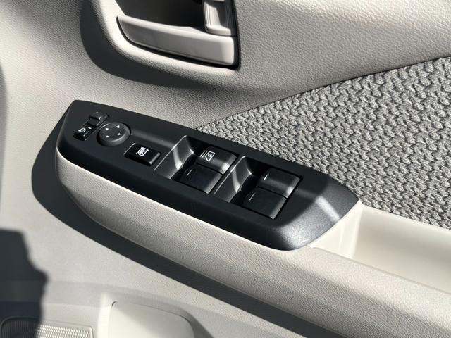 eKワゴン M バックカメラ/純正CDオーディオ/オートライト/キーレス/衝突被害軽減ブレーキ/前後コーナーセンサー/ステアリングリモコン/アイドリングストップ/電動格納ミラー/シートリフター/ハロゲンヘッドライト(27枚目)