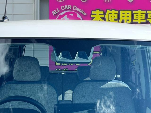 ムーヴキャンバス ストライプスＸ　スマートアシスト／バックカメラ／両側パワースライドドア／衝突被害軽減ブレーキ／コーナーセンサー／オートエアコン／オートライト／オートハイビーム／プッシュスタート／アイドリングストップ／スマートキー／（7枚目）