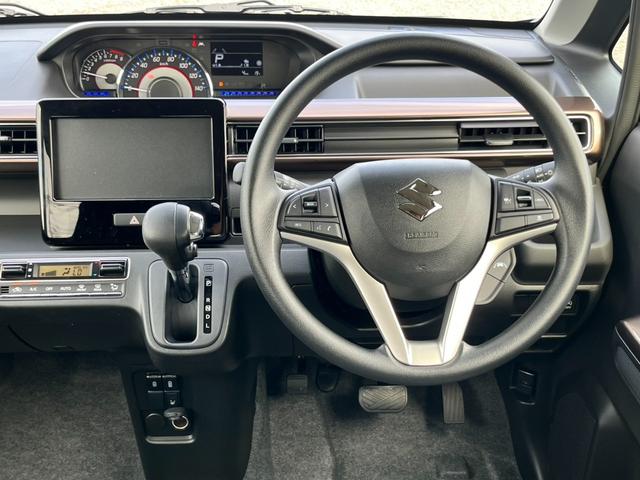 ワゴンRカスタムZ ハイブリッドZX 届出済未使用車/スズキセーフティサポート/LEDヘッドライト/スマートキー/プッシュスタート/衝突被害軽減ブレーキ/コーナーセンサー/アイドリングストップ/シートヒーター/オートエアコン/オートライト(6枚目)