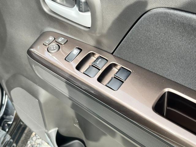 ワゴンRカスタムZ ハイブリッドZX 届出済未使用車/スズキセーフティサポート/LEDヘッドライト/スマートキー/プッシュスタート/衝突被害軽減ブレーキ/コーナーセンサー/アイドリングストップ/シートヒーター/オートエアコン/オートライト(26枚目)