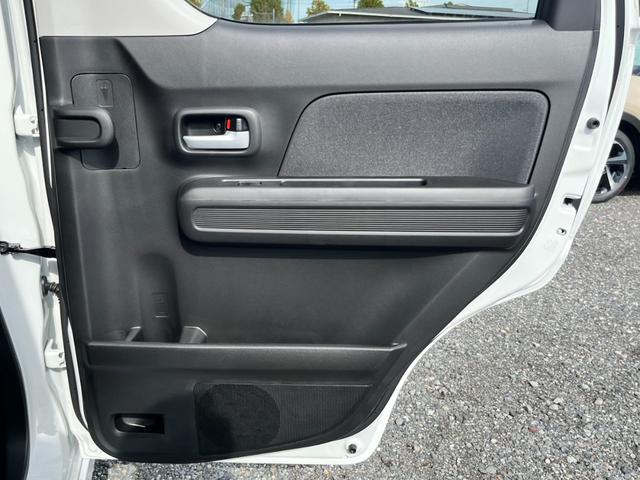 ワゴンRカスタムZ ハイブリッドZX 届出済未使用車/スズキセーフティサポート/LEDヘッドライト/スマートキー/プッシュスタート/衝突被害軽減ブレーキ/コーナーセンサー/アイドリングストップ/シートヒーター/オートエアコン/オートライト(30枚目)