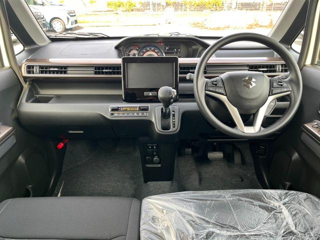 ワゴンRカスタムZ ハイブリッドZX 届出済未使用車/スズキセーフティサポート/LEDヘッドライト/スマートキー/プッシュスタート/衝突被害軽減ブレーキ/コーナーセンサー/アイドリングストップ/シートヒーター/オートエアコン/オートライト(5枚目)