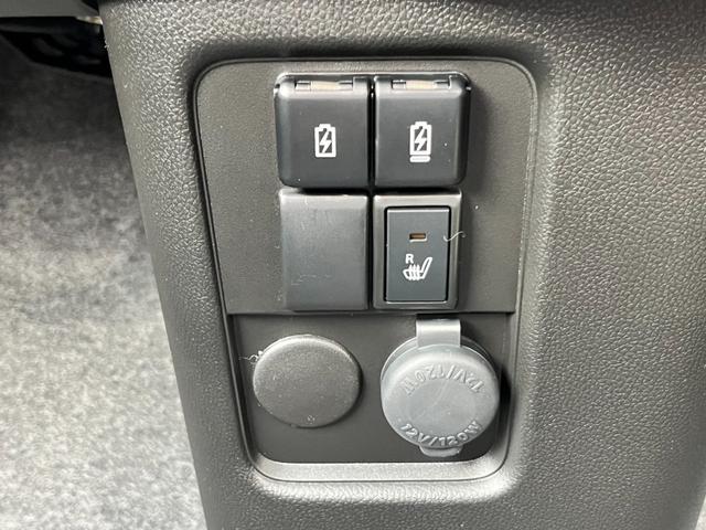 ワゴンRカスタムZ ハイブリッドZX 届出済未使用車/スズキセーフティサポート/LEDヘッドライト/スマートキー/プッシュスタート/衝突被害軽減ブレーキ/コーナーセンサー/アイドリングストップ/シートヒーター/オートエアコン/オートライト(16枚目)