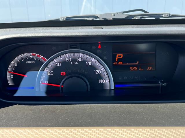 ワゴンＲ ＦＸ　スズキセーフティサポート／純正ＣＤオーディオ／ＡＮ／ＦＭラジオ／スマートキー／プッシュスタート／衝突被害軽減ブレーキ／コーナーセンサー／シートヒーター／オートエアコン／オートライト（10枚目）