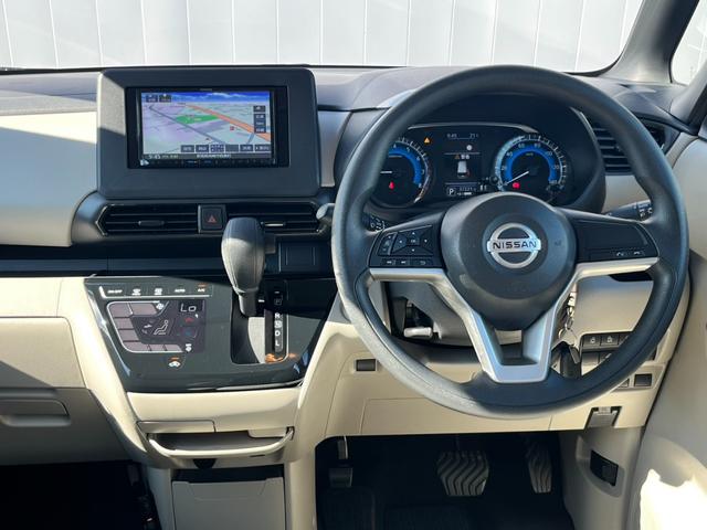 ルークス X 社外メモリーナビ/アラウンドビューモニター/ドライブレコーダー/両側パワースライドドア/ETC/後席サーキュレーター/アイドリングストップ/ステアリングリモコン/衝突被害軽減ブレーキ/コーナーセンサー(4枚目)