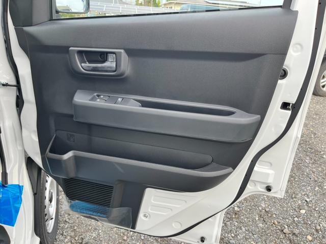 ハイゼットカーゴ スペシャル　届出済未使用車／スマートアシスト／衝突被害軽減ブレーキ／コーナーセンサー／オートライト／アイドリングストップ／ハロゲンヘッドライト／両側スライドドア／踏み間違い防止／オートマチックハイビーム（22枚目）