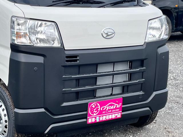 ハイゼットカーゴ スペシャル　届出済未使用車／スマートアシスト／衝突被害軽減ブレーキ／コーナーセンサー／オートライト／アイドリングストップ／ハロゲンヘッドライト／両側スライドドア／踏み間違い防止／オートマチックハイビーム（31枚目）