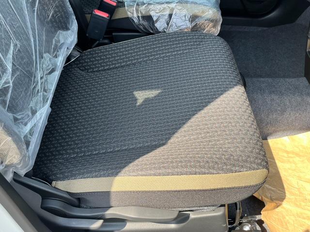 ハスラー ハイブリッドＧ　届出済未使用車／スズキセーフティサポート／スマートキー／プッシュスタート／ＬＥＤヘッドライト／衝突被害軽減ブレーキ／リアコーナーセンサー／シートヒーター／オートエアコン／オートライト／ＡＣＣ（28枚目）