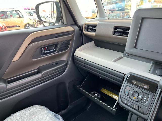 スペーシア ハイブリッドG 届出済未使用車/スズキセーフティサポート/LEDヘッドライト/オートライト/スマートキー/プッシュスタート/オートエアコン/アイドリングストップ/衝突被害軽減ブレーキ/コーナーセンサー/ステリモ付き/(21枚目)