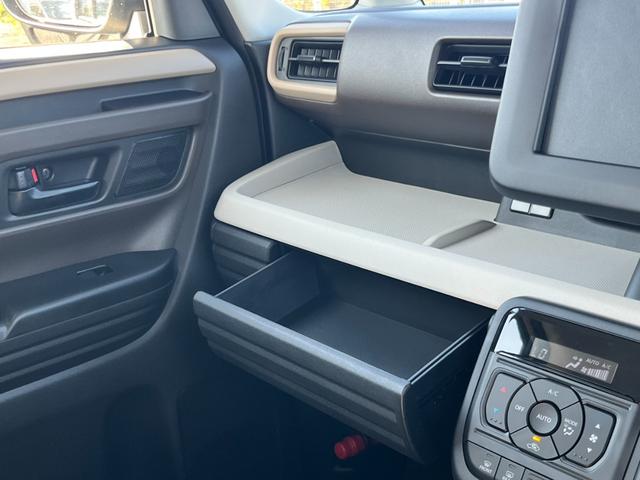 スペーシア 届出済未使用車/スズキセーフティサポート/LEDヘッドライト/オートライト/スマートキー/プッシュスタート/オートエアコン/アイドリングストップ/衝突被害軽減ブレーキ/コーナーセンサー/ステリモ付き/(20枚目)