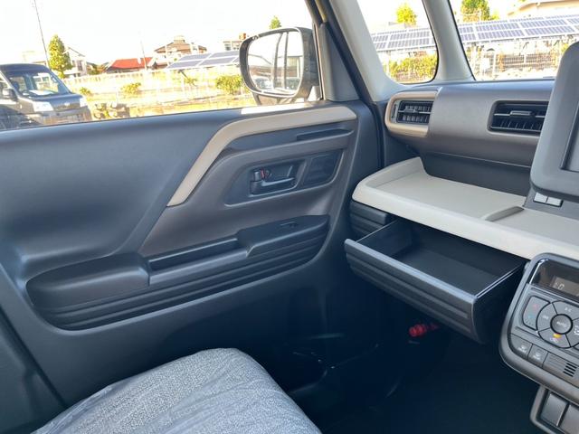 スペーシア 届出済未使用車/スズキセーフティサポート/LEDヘッドライト/オートライト/スマートキー/プッシュスタート/オートエアコン/アイドリングストップ/衝突被害軽減ブレーキ/コーナーセンサー/ステリモ付き/(21枚目)