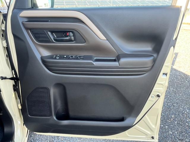 スペーシア 届出済未使用車/スズキセーフティサポート/LEDヘッドライト/オートライト/スマートキー/プッシュスタート/オートエアコン/アイドリングストップ/衝突被害軽減ブレーキ/コーナーセンサー/ステリモ付き/(24枚目)