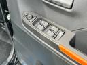 ファンクロス　届出済未使用車／ＬＥＤヘッドライト／両側パワースライドドア／バックカメラ／衝突被害軽減ブレーキ／コーナーセンサー／オートエアコン／シートヒーター／電動パーキングブレーキ／オートホールドブレーキ／（29枚目）