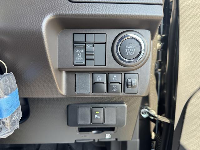 トール X 登録済み未使用車/9インチディスプレイオーディオ/フルセグTV/バックカメラ/衝突被害軽減ブレーキ/電動スライドドア/後席ロールサンシェード/クリアランスソナー/ステアリングスイッチ/HDMI接続端子(21枚目)