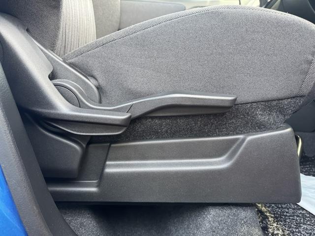 ソリオ ハイブリッドＭＸ　衝突被害軽減ブレーキ／全方位カメラ付きメモリーナビ／電動スライドドア／レーダークルーズコントロール／純正１５インチアルミホイール／プッシュスタート／オートエアコン／前席シートヒーター／シートリフター（24枚目）