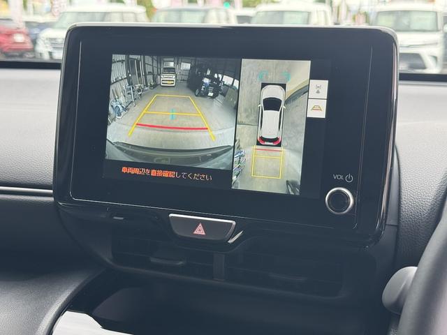 ヤリスクロス ハイブリッドＺ　登録済み未使用車／２トンカラー／黒内装／アラウンドビューモニター／ブラインドスポットモニター／前席シートヒーター／運転席パワーシート／純正８型ディスプレイ／フルセグＴＶ／ＥＴＣ／ＬＥＤヘッドライト（21枚目）