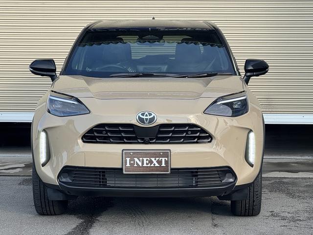 ヤリスクロス ハイブリッドＺ　登録済み未使用車／２トンカラー／黒内装／アラウンドビューモニター／ブラインドスポットモニター／前席シートヒーター／運転席パワーシート／純正８型ディスプレイ／フルセグＴＶ／ＥＴＣ／ＬＥＤヘッドライト（37枚目）