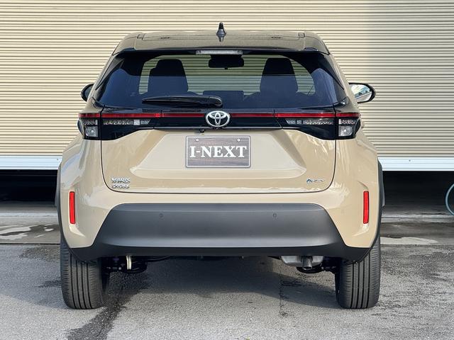 ヤリスクロス ハイブリッドＺ　登録済み未使用車／２トンカラー／黒内装／アラウンドビューモニター／ブラインドスポットモニター／前席シートヒーター／運転席パワーシート／純正８型ディスプレイ／フルセグＴＶ／ＥＴＣ／ＬＥＤヘッドライト（38枚目）